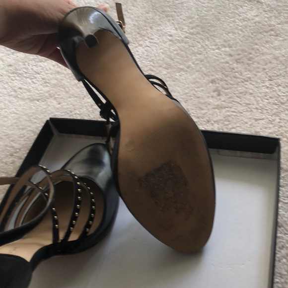 Black heels - Picture 5 of 6